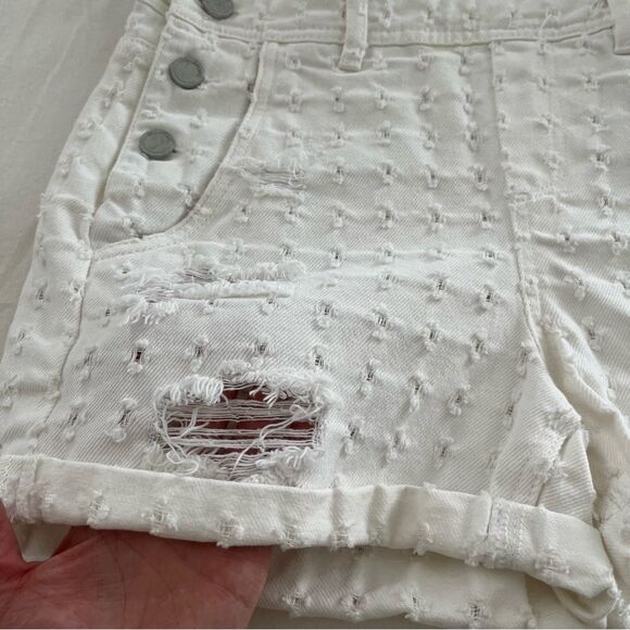 NWT Blank NYC Eyes On You Distressed Perforated White Overall Shorts, Size 25 - Picture 6 of 12